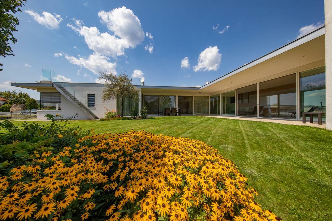Country Lake Villa Breitenbrunn  Εξωτερικό φωτογραφία
